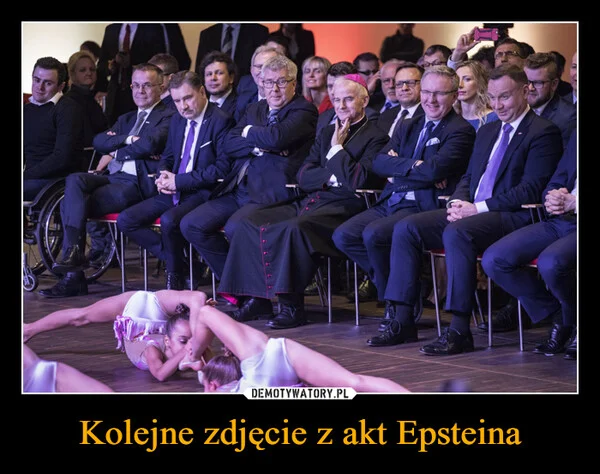 Kolejne zdjęcie z akt Epsteina