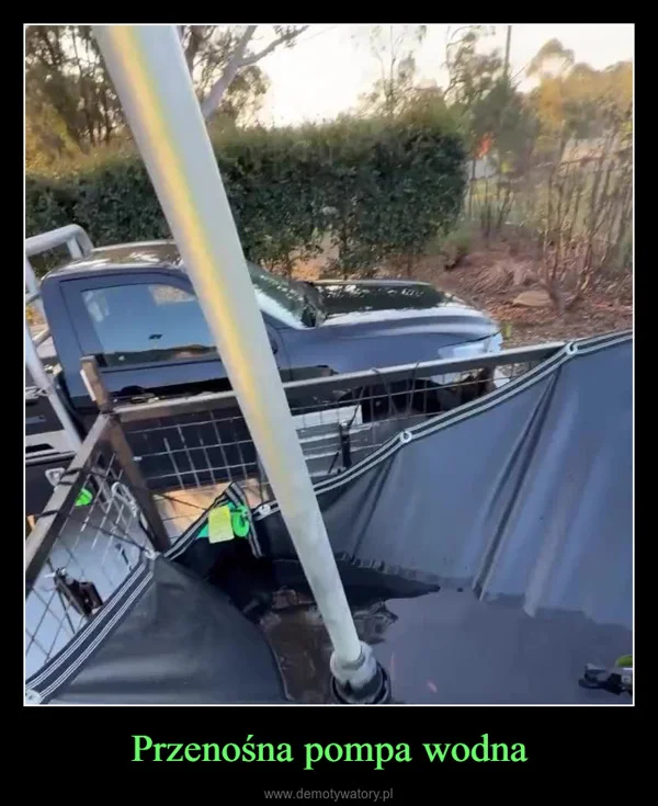 
    Przenośna pompa wodna